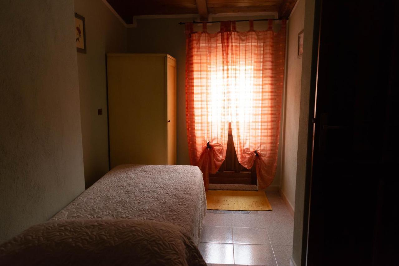 B&B Il Giardino Arbus Εξωτερικό φωτογραφία