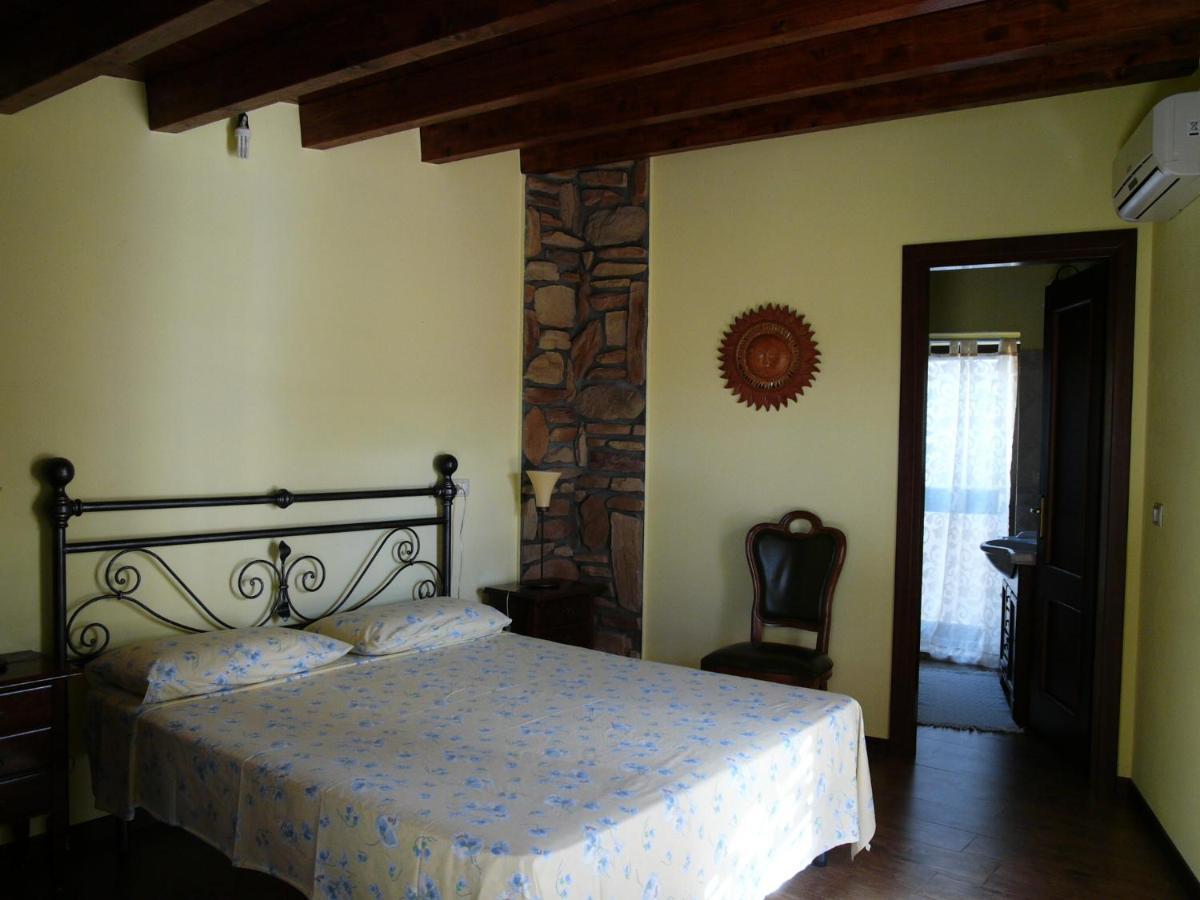 B&B Il Giardino Arbus Εξωτερικό φωτογραφία