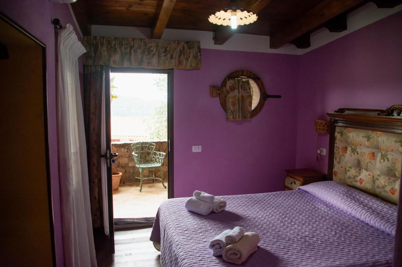 B&B Il Giardino Arbus Εξωτερικό φωτογραφία