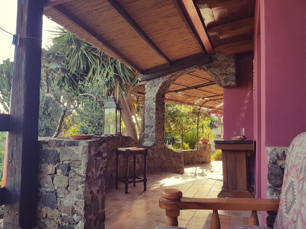 B&B Il Giardino Arbus Εξωτερικό φωτογραφία