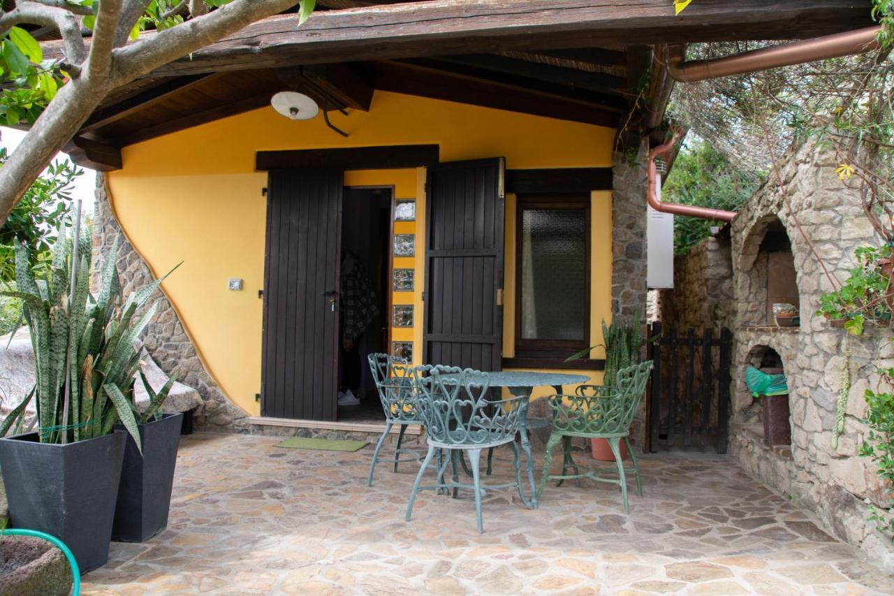 B&B Il Giardino Arbus Εξωτερικό φωτογραφία
