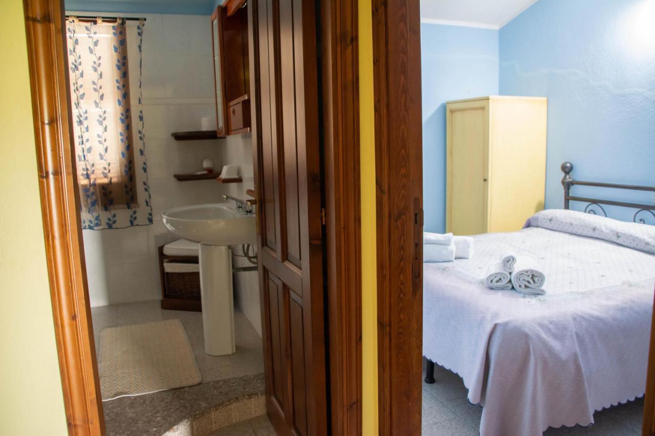 B&B Il Giardino Arbus Εξωτερικό φωτογραφία
